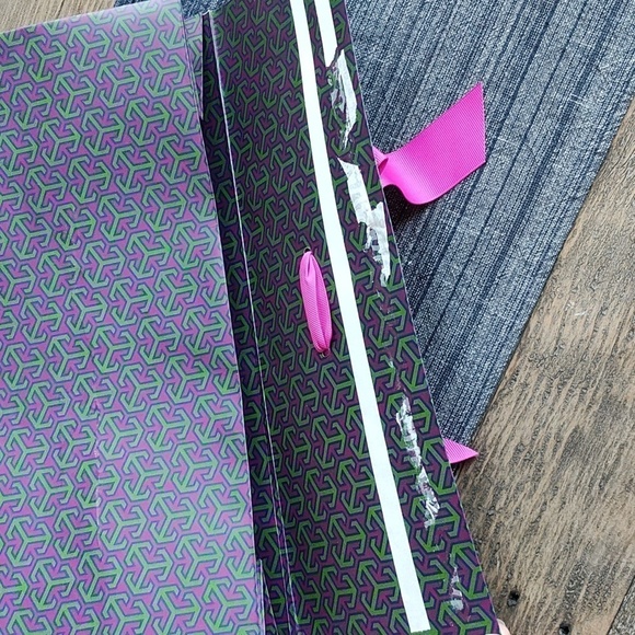 TORY BURCH Shoe and Gift Bag SET - Picture 10 of 12